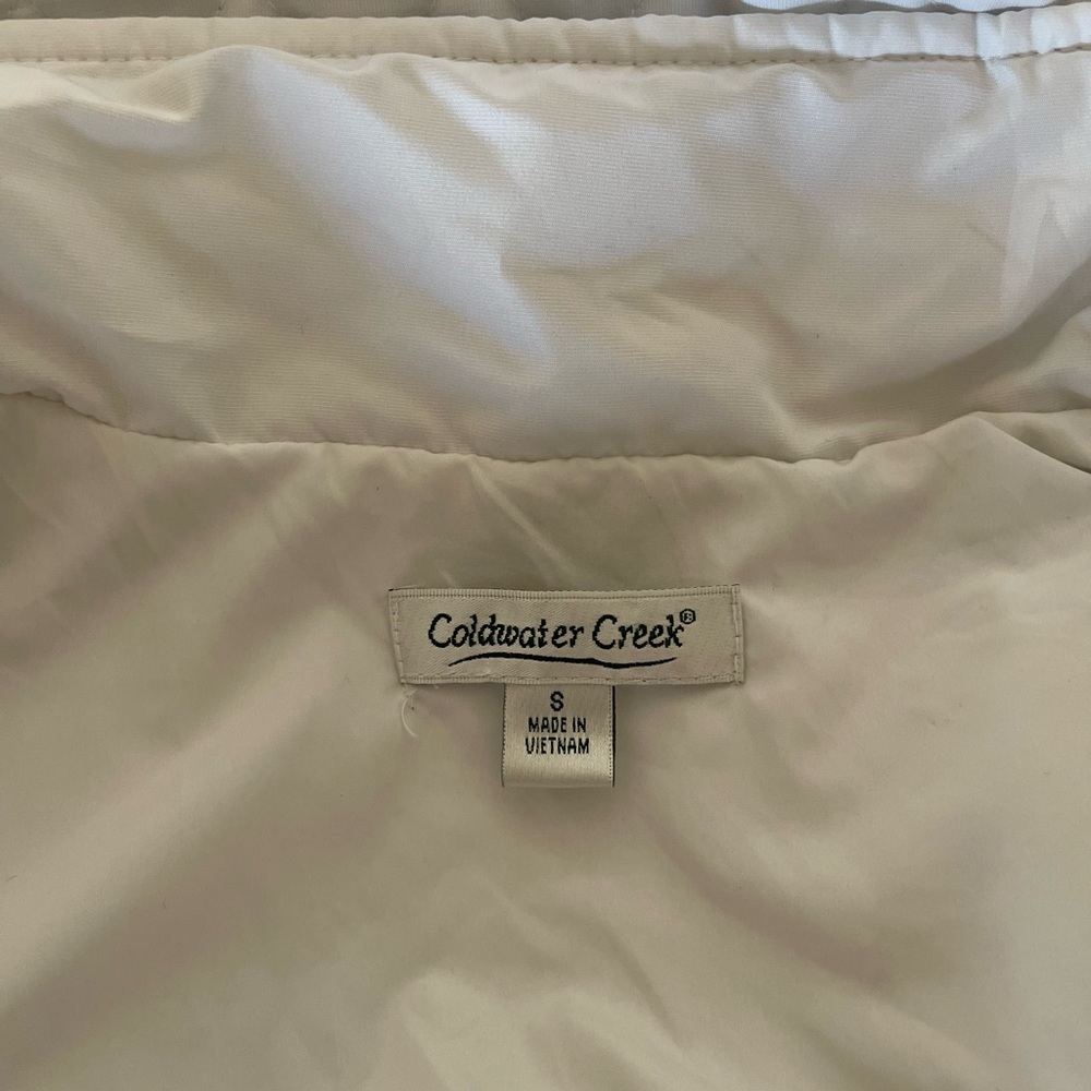 Coldwater Creek Quilted White Sleeveless Vest - Picture 7 of 7